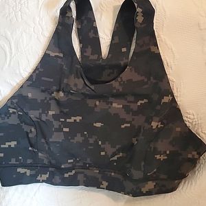 Lululemon workout bra sz 12 camo